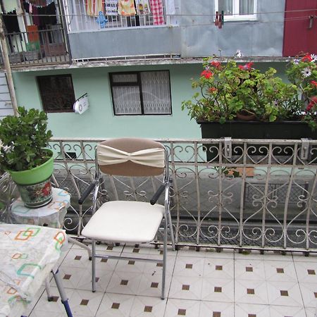 Apartment On Melashvili 24 Batumi Exterior foto