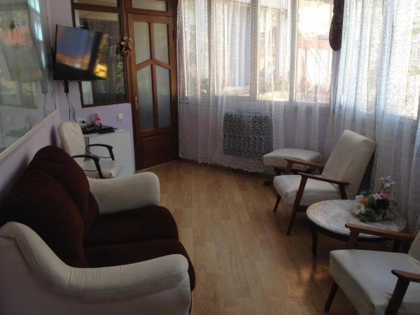Apartment On Melashvili 24 Batumi Exterior foto